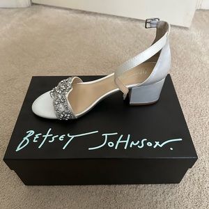 7.5 Betsy Johnson Mel Sandals! Never worn before!